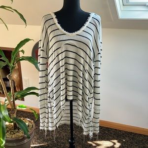 Free People black and white striped vneck thermal shirt size XS